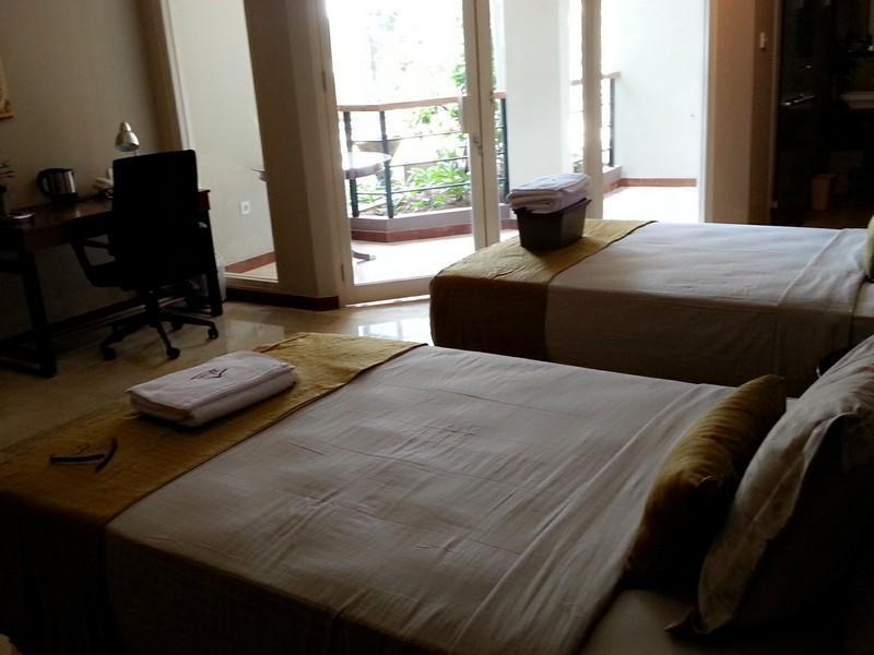 W Cikatomas Guest house Jakarta