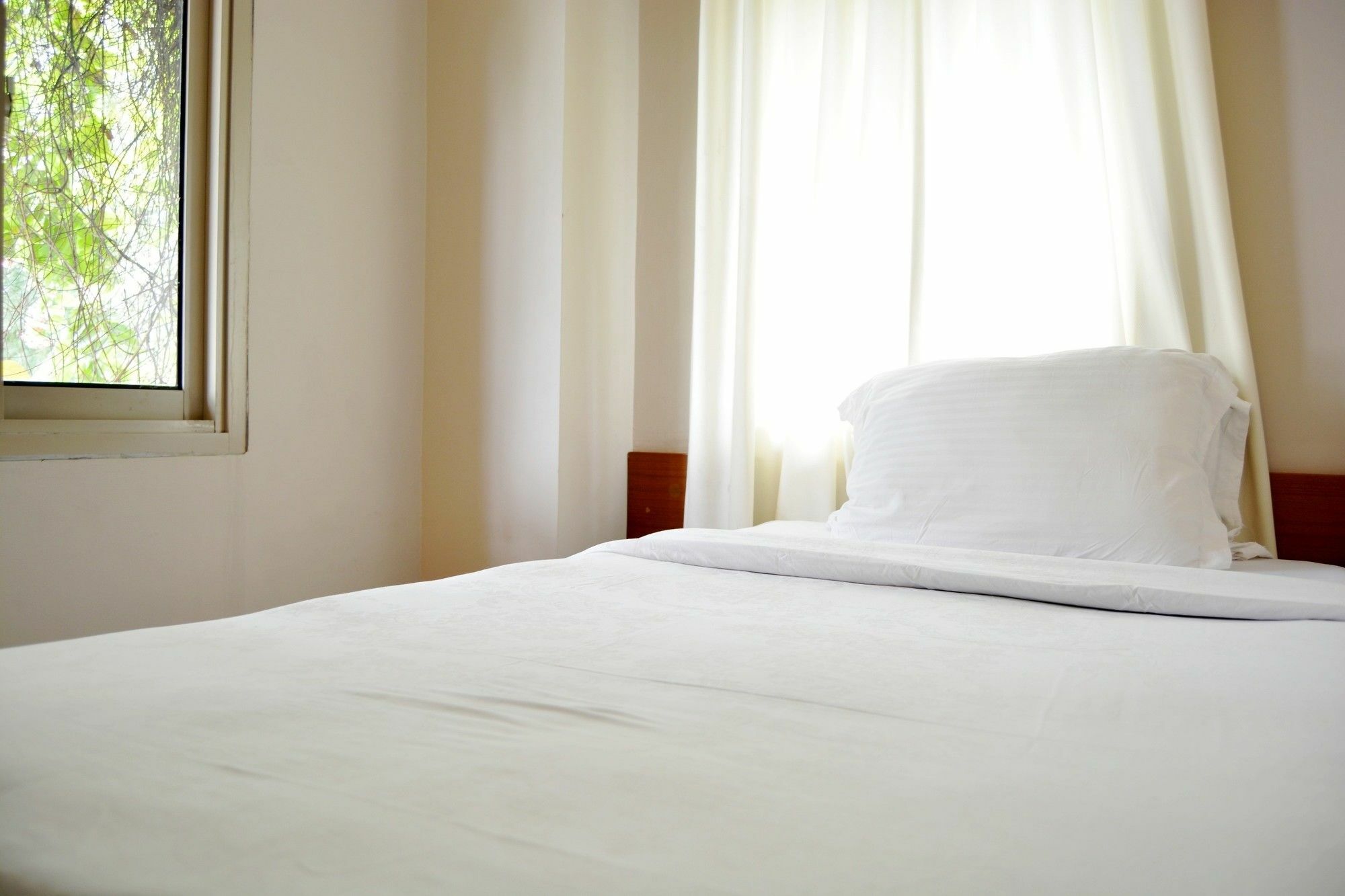 W Cikatomas Guest house 3*